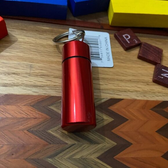 Red - Pill Box Key Ring - Picture 3 of 4